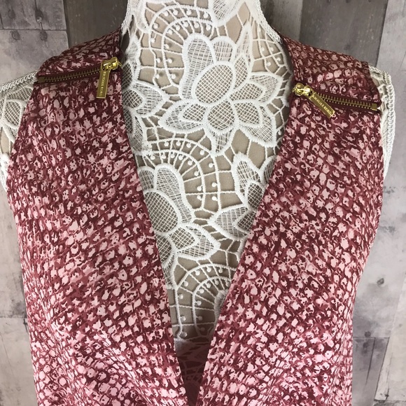 EUC Michael Kors red top size small - Picture 3 of 7